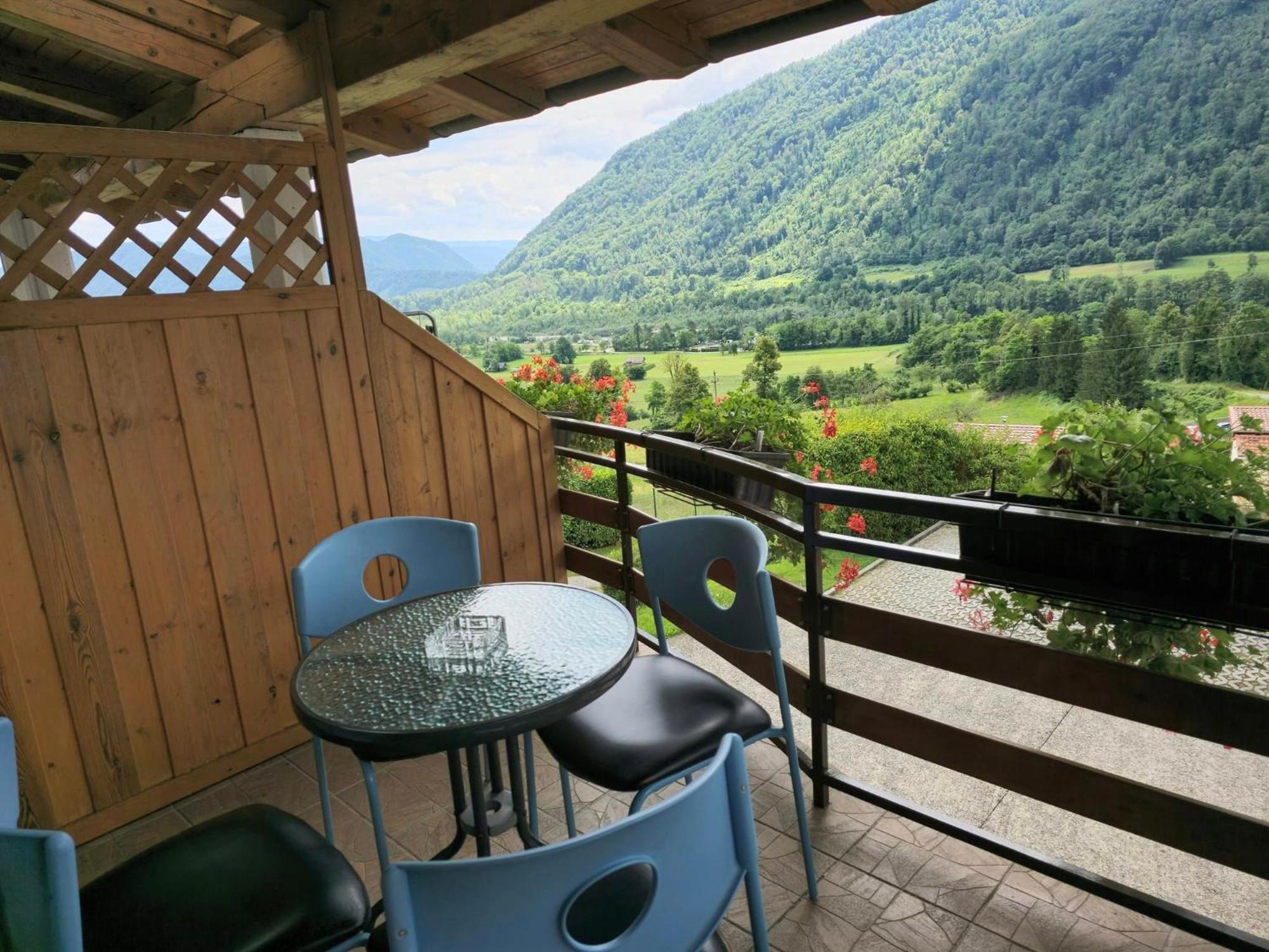 House Near The Soca River Nyaraló *